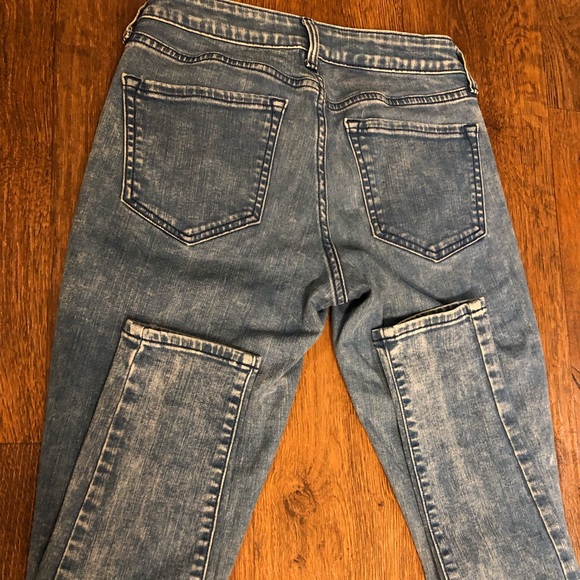 Jeans - Picture 3 of 4